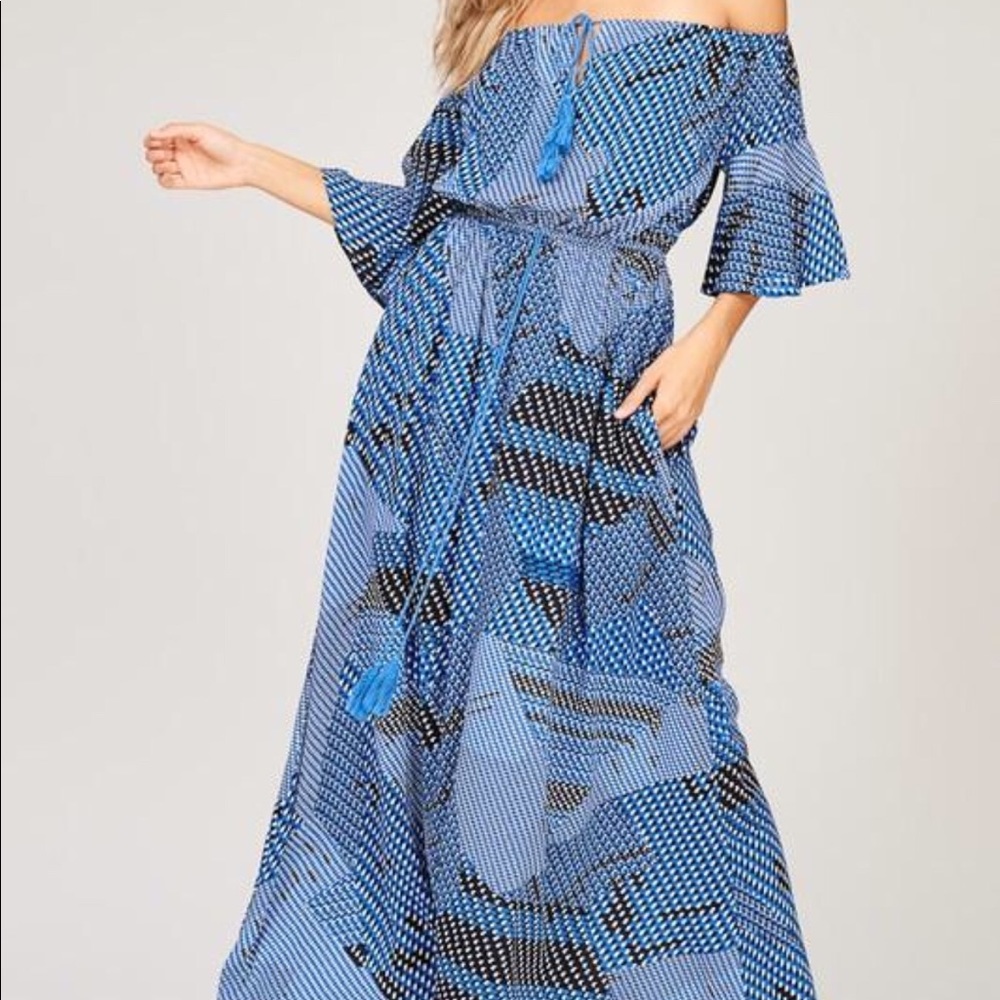 NWT! Geometric print maxi dress